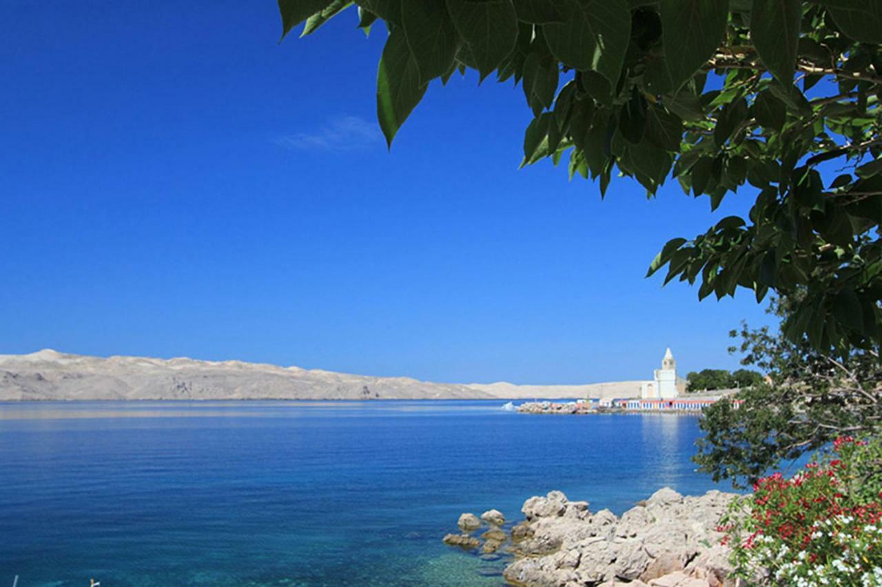 קרלובג Beachfront Apartments Carlo מראה חיצוני תמונה