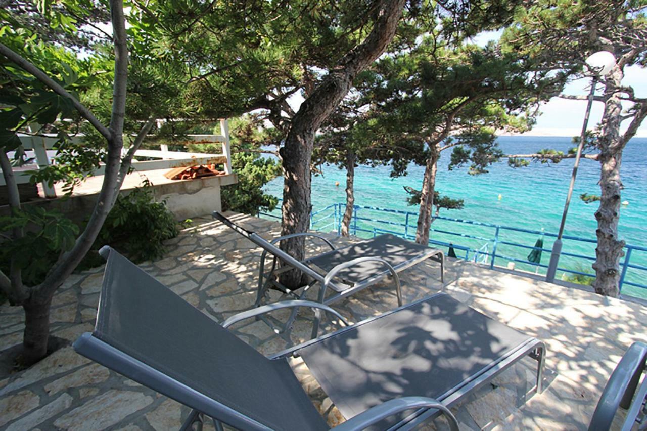 קרלובג Beachfront Apartments Carlo מראה חיצוני תמונה