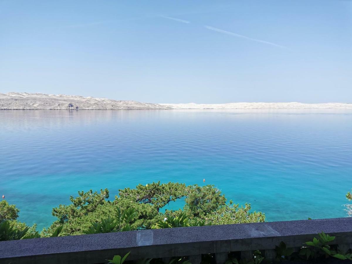 קרלובג Beachfront Apartments Carlo מראה חיצוני תמונה